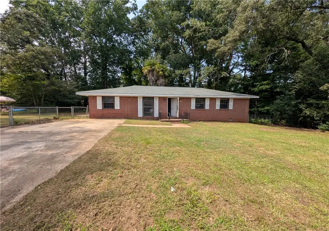 Photo 1 of Single family home for sale at 203 Glendale Rd, Anderson, SC 29624 | MLS# 20304401 | Listing updated on 2026-08-17