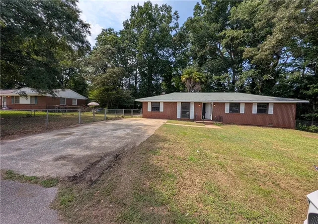 Photo 2 of Single family home for sale at 203 Glendale Rd, Anderson, SC 29624 | MLS# 20304401 | Listing updated on 2026-08-17