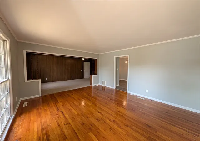 Photo 3 of Single family home for sale at 203 Glendale Rd, Anderson, SC 29624 | MLS# 20304401 | Listing updated on 2026-08-17