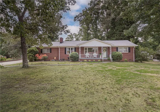1st image of 110 George St, Easley, SC 29642 | MLS# 20304420