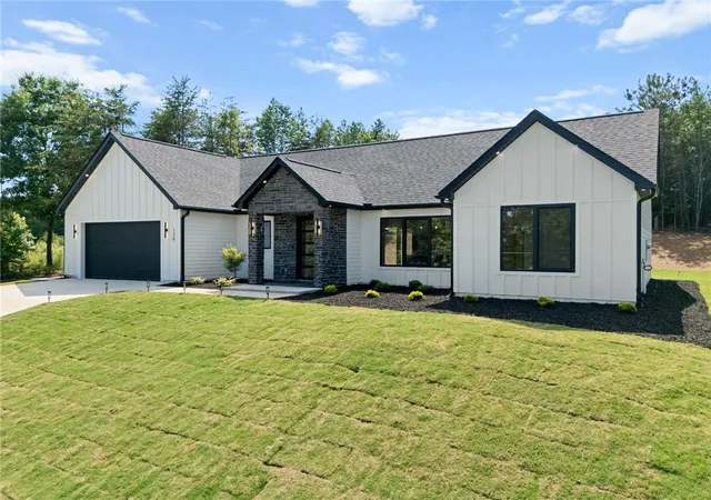 3rd image of 126 Brady Dr, Anderson, SC 29626 | MLS# 20304424