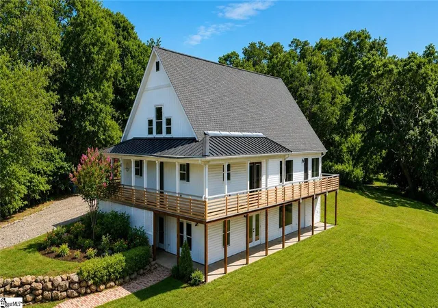 Photo 1 of Single family home for sale at 455 Aiken Chapel Rd, Taylors, SC 29687 | MLS# 20304374 | Listing updated on 2026-09-06
