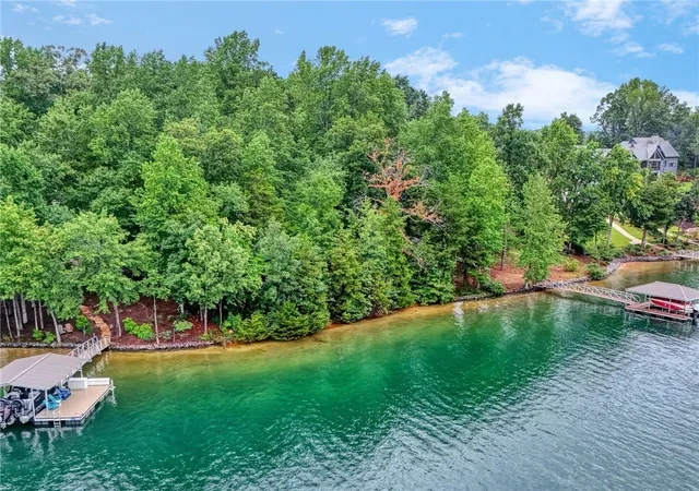 1st image of 752 Woods Edge Dr, Seneca, SC 29672 | MLS# 20304294