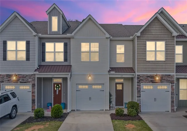 2nd image of 125 Se Rushing Creek Ln, Piedmont, SC 29673 | MLS# 20304441