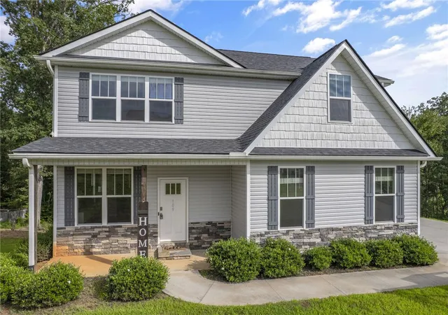 Photo 1 of Single family home for sale at 109 Lyman Lake Rd, Lyman, SC 29365 | MLS# 20304451 | Listing updated on 2026-07-29