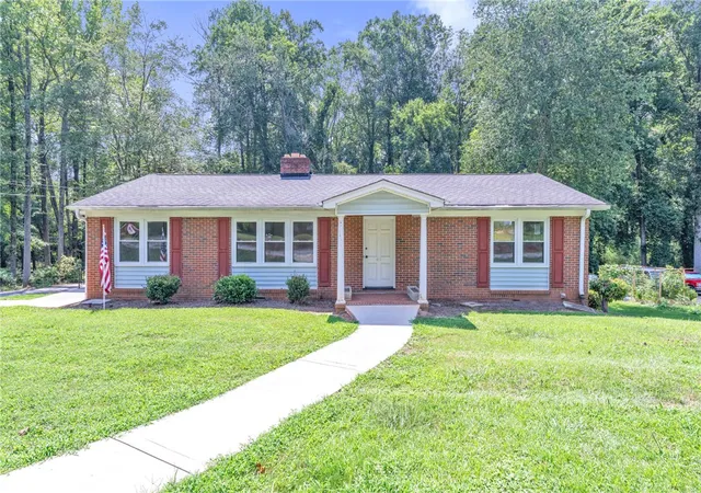 1st image of 410 Stewart Dr, Easley, SC 29640 | MLS# 20304449
