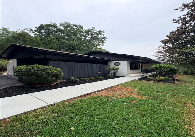 3rd image of 222 Holly Avenue, Clemson, SC 29631 | MLS# 20304446