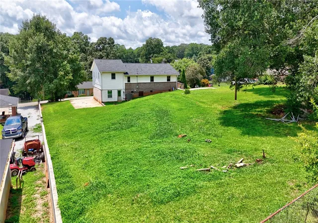 3rd image of 317 Bentwood Rd, Piedmont, SC 29673 | MLS# 20304432