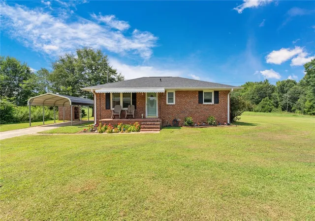 28th image of 104 Knowlandwood Cir, Anderson, SC 29624 | MLS# 20304464