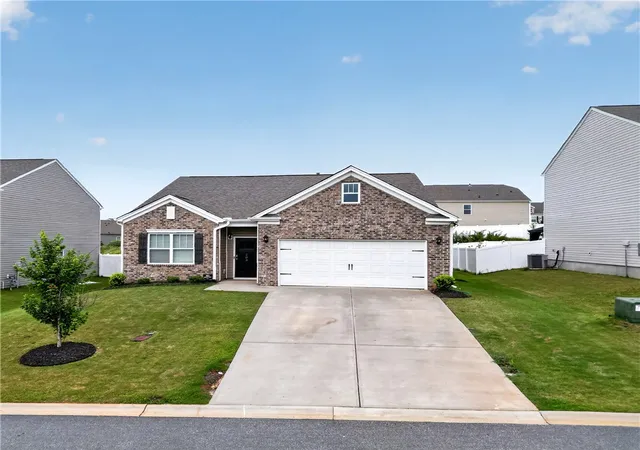 Photo 1 of Single family home for sale at 203 Light Spring Rd, Easley, SC 29642 | MLS# 20304480 | Listing updated on 2026-09-16