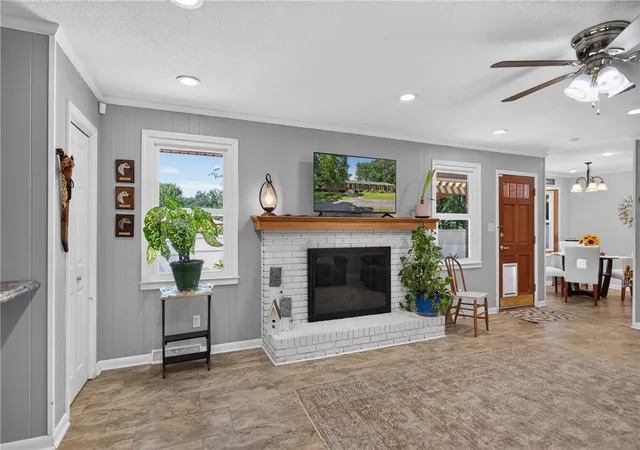 Photo 4 of Single family home for sale at 107 Shannon Dr, Pendleton, SC 29670 | MLS# 20303757 | Listing updated on 2026-08-15