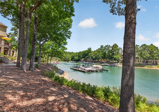 49th image of 331 Blue Water Wy, West Union, SC 29696 | MLS# 20304161