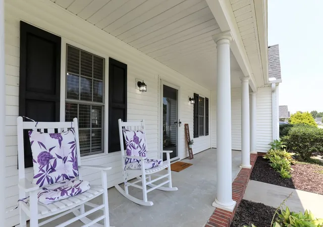 Photo 3 of Single family home for sale at 1014 Stoneham Cir, Anderson, SC 29626 | MLS# 20304436 | Listing updated on 2026-09-10
