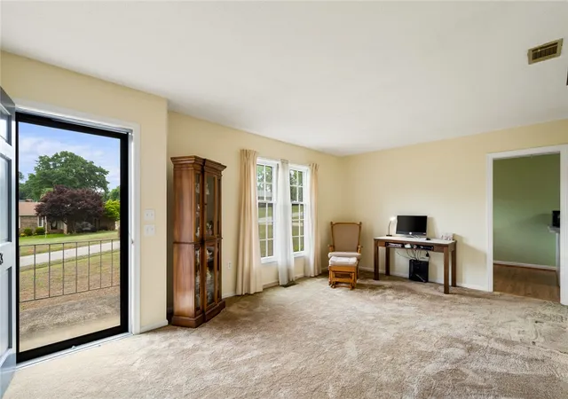 Photo 4 of Single family home for sale at 403 Blackberry Ln, Anderson, SC 29625 | MLS# 20304387 | Listing updated on 2026-07-31