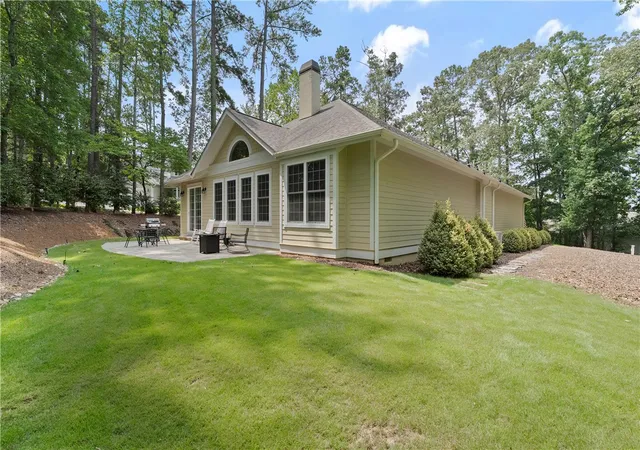 Photo 2 of Single family home for sale at 102 Bowline Ct, Salem, SC 29676 | MLS# 20304384 | Listing updated on 2026-09-17
