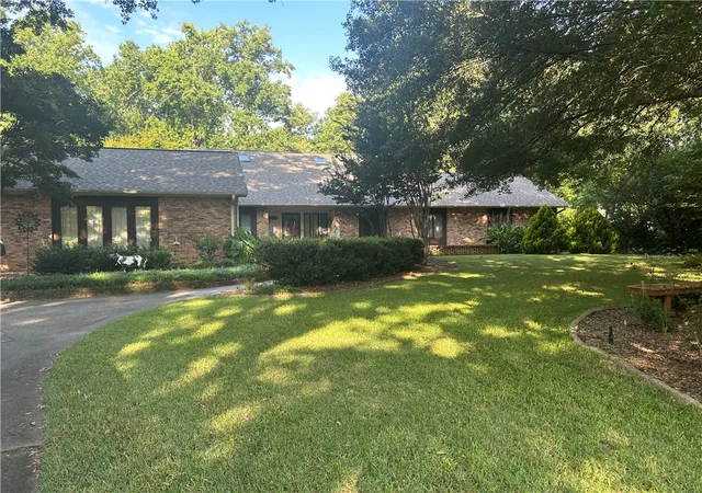 1st image of 905 Meadow Ln, Anderson, SC 29621 | MLS# 20304478