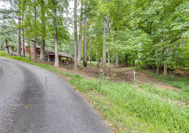47th image of 329 Wash Lesley Rd, Pickens, SC 29671 | MLS# 20304522