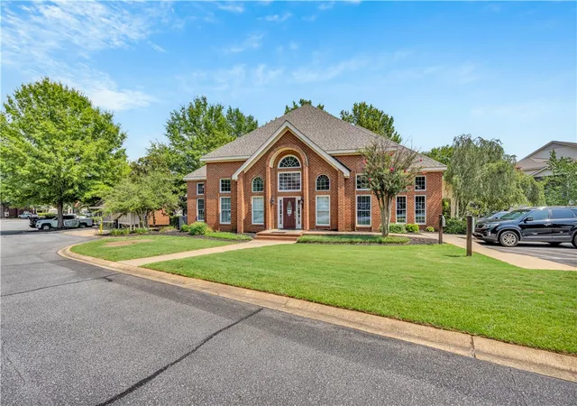 2nd image of 190 Wexford Dr, Anderson, SC 29621