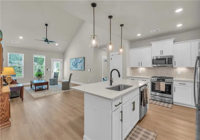 3rd image of 114 Silo Ridge Dr, Anderson, SC 29621 | MLS# 20304521