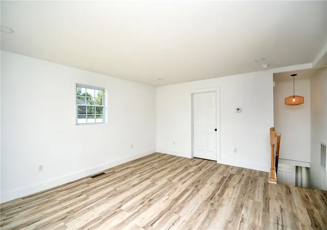 Photo 4 of Single family home for sale at 407 I St, Anderson, SC 29625 | MLS# 20304532 | Listing updated on 2026-09-19