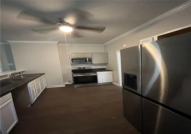 Photo 3 of Single family home for sale at 31 Sirrine St, Seneca, SC 29678 | MLS# 20304543 | Listing updated on 2026-09-29