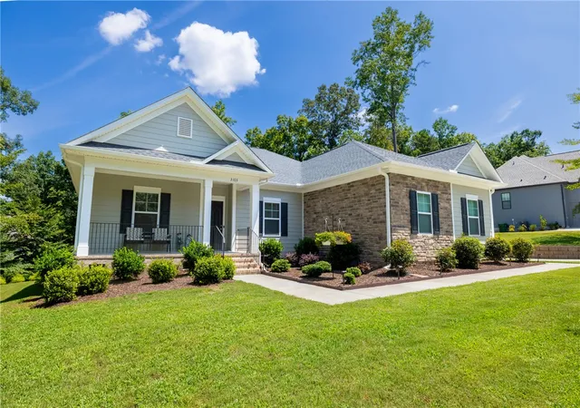 1st image of 3103 Chatham Dr, Seneca, SC 29678 | MLS# 20304528