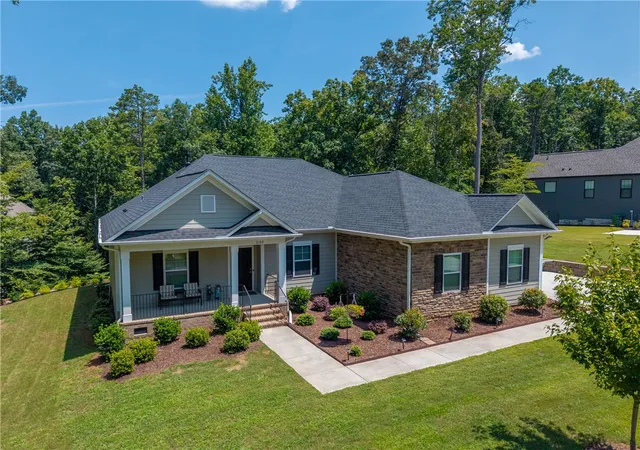 2nd image of 3103 Chatham Dr, Seneca, SC 29678 | MLS# 20304528