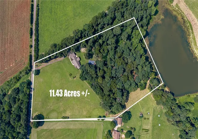 2nd image of 225 Mill Creek Rd, Westminster, SC 29693 | MLS# 20303676