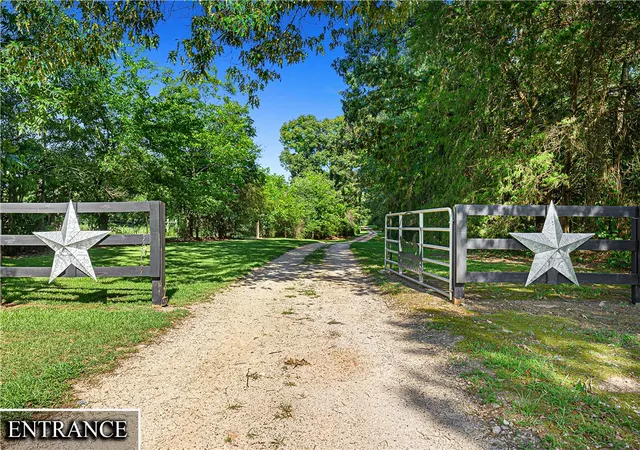 Photo 3 of Single family home for sale at 1320 Highway 182, Fair Play, SC 29643 | MLS# 20304566 | Listing updated on 2026-08-27