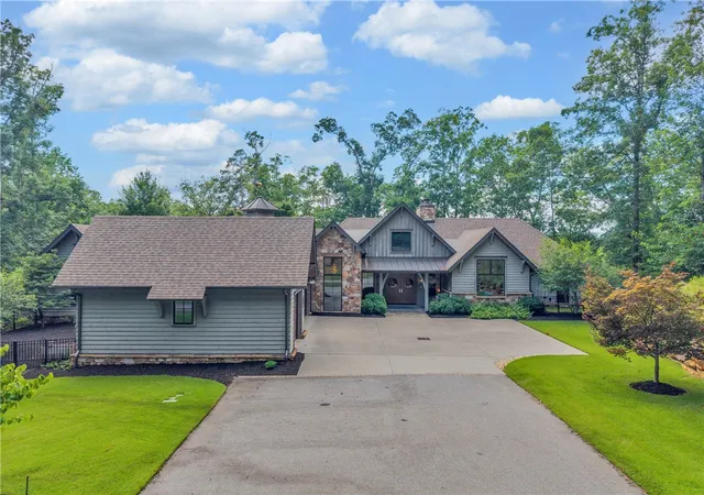 1st image of 133 Big Creek Trl, Six Mile, SC 29682 | MLS# 20304586