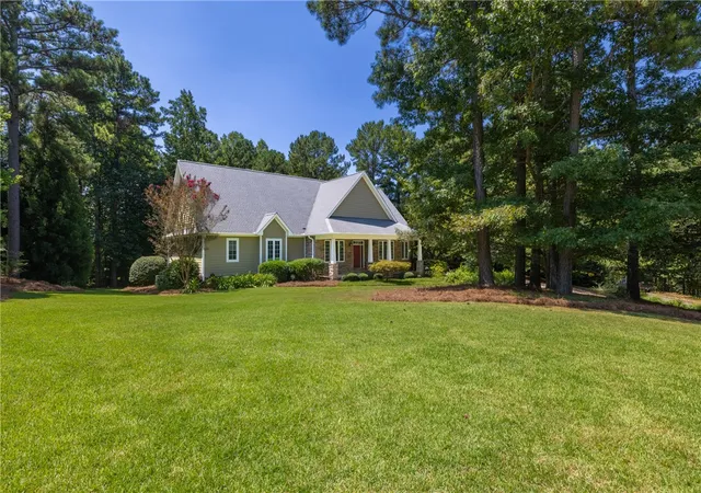 2nd image of 401 W Rockcliff Ct, Seneca, SC 29672 | MLS# 20304339