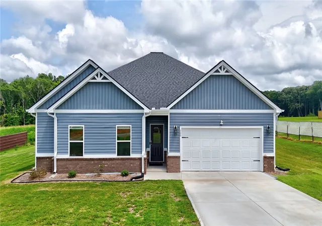 Photo 1 of Single family home for sale at 300 Clinkscales Rd, Anderson, SC 29624 | MLS# 20304595 | Listing updated on 2026-08-10