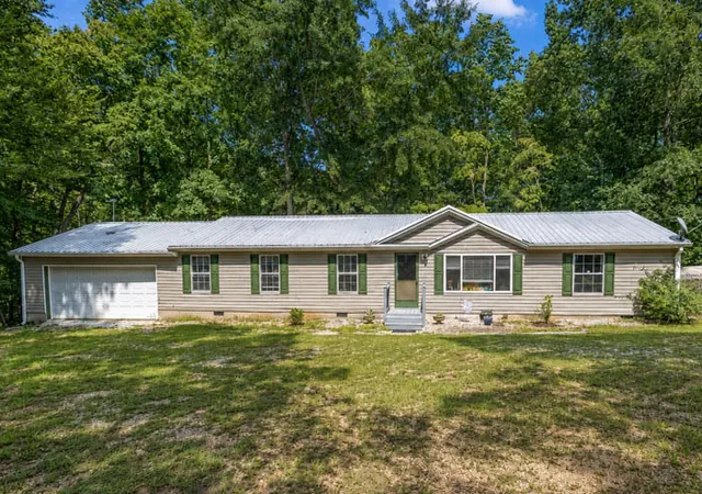 1st image of 1 Pineneedle Trl, Martin, GA 30557 | MLS# 20304567