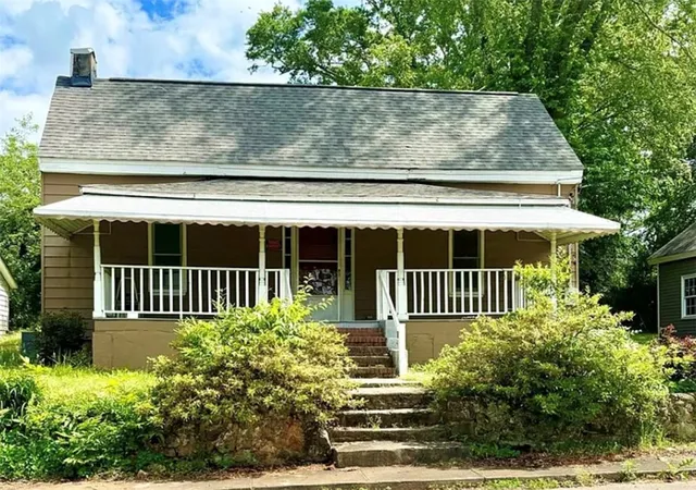 Photo 1 of Single family home for sale at 206 Henry M Turner St, Abbeville, SC 29620 | MLS# 20304660 | Listing updated on 2026-08-08