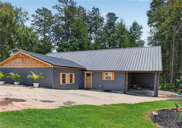 1st image of 155 Joann Cir, Fair Play, SC 29643 | MLS# 20304526