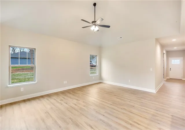5th image of 112 Brookridge Dr, Anderson, SC 29624 | MLS# 20304689