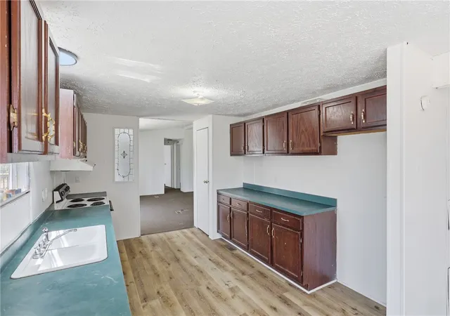 Photo 2 of Manufactured home for sale at 1171 Old Pelzer Rd, Piedmont, SC 29673 | MLS# 20304713 | Listing updated on 2026-10-02