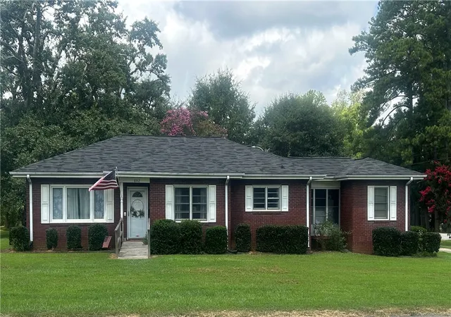 Photo 1 of Single family home for sale at 602 Sherwood Ave, Honea Path, SC 29654 | MLS# 20304715 | Listing updated on 2026-09-03