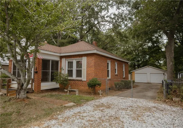 2nd image of 803 S Manning St, Anderson, SC 29624 | MLS# 20304702