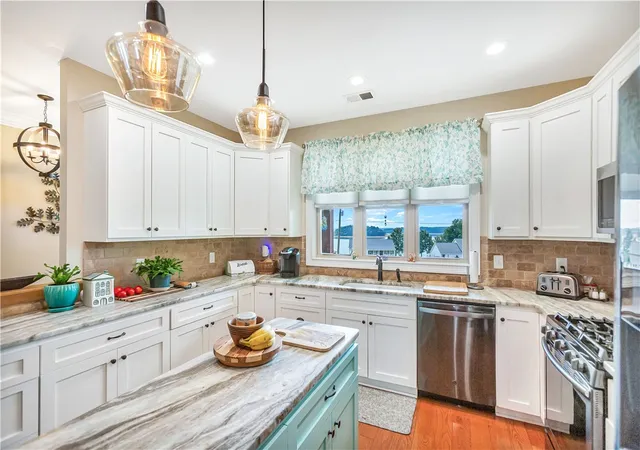 3rd image of 1204 Cherokee Rd, Townville, SC 29689 | MLS# 20304053