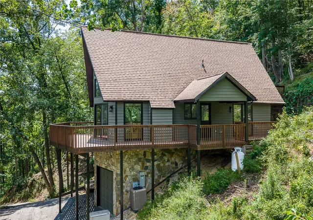 2nd image of 805 Whispering Falls Dr, Pickens, SC 29671 | MLS# 20304736