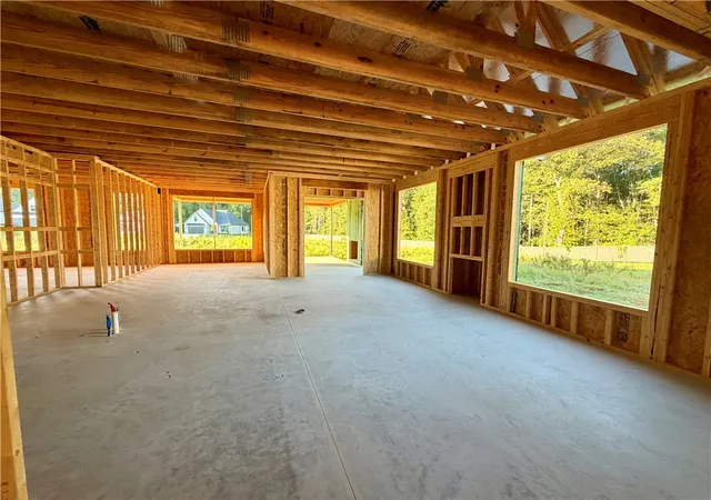 Photo 3 of Single family home for sale at 123 Rolling Wood Dr, Clemson, SC 29631 | MLS# 20304790 | Listing updated on 2026-10-09