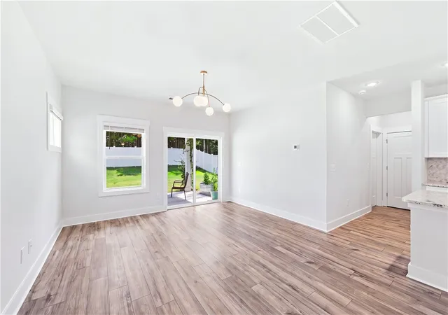 Photo 4 of Single family home for sale at 208 Lanyard Ln, Greenville, SC 29607 | MLS# 20305087 | Listing updated on 2026-10-24
