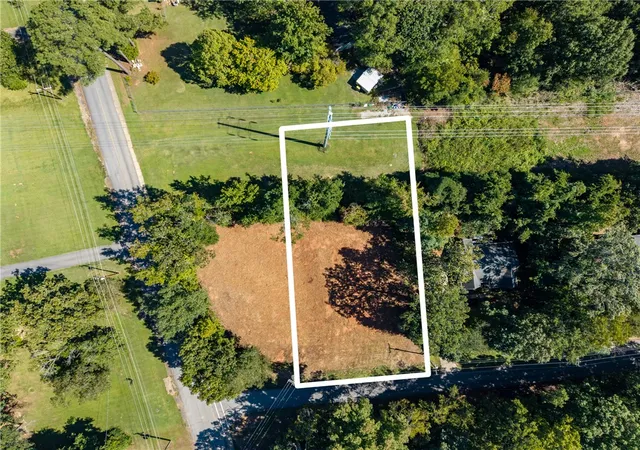 Photo 1 of Land for sale at 103 Stardust Ln, Clemson, SC 29631 | MLS# 20305029 | Listing updated on 2026-09-29