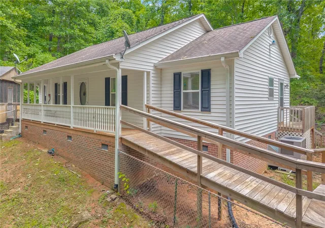 Photo 2 of Single family home for sale at 990 Mt Tabor Church Rd, Pickens, SC 29671 | MLS# 20305268 | Listing updated on 2026-08-27