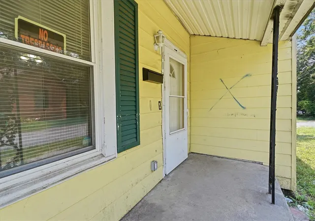 Photo 3 of Single family home for sale at 118 Cherry St, Gaffney, SC 29340 | MLS# 20305473 | Listing updated on 2026-10-07