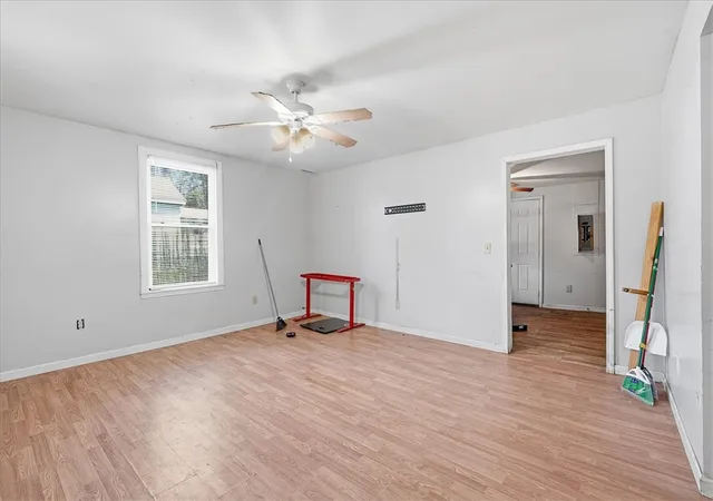 Photo 4 of Single family home for sale at 118 Cherry St, Gaffney, SC 29340 | MLS# 20305473 | Listing updated on 2026-10-07