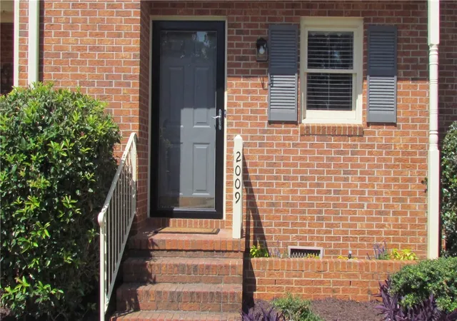 Photo 1 of Townhouse for sale at 2009 Cardinal Park Dr, Anderson, SC 29621 | MLS# 20305486 | Listing updated on 2026-10-08