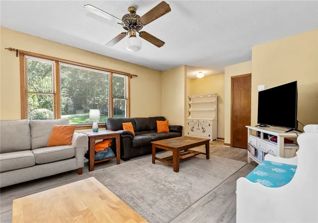 Photo 3 of Single family home for sale at 103 Fern Cir, Clemson, SC 29631 | MLS# 20305355 | Listing updated on 2026-08-27