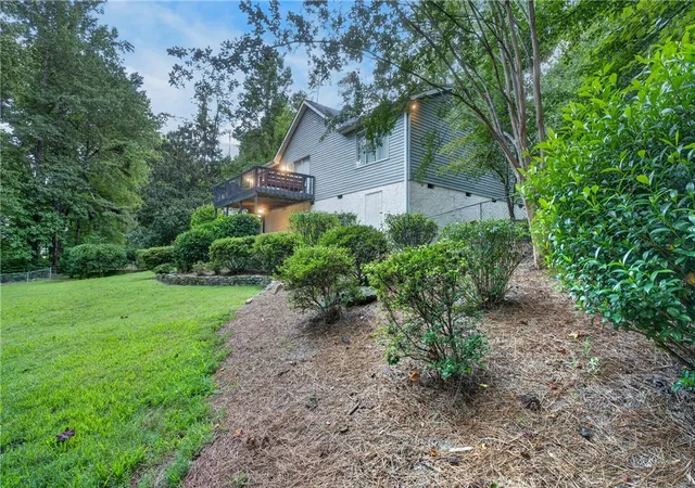 Photo 3 of Sale Pending at 1509 Winding Wy, Taylors, SC 29687 | MLS# 20305514 | Listing updated on 2026-10-08